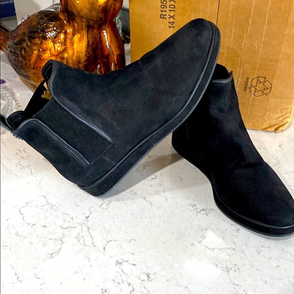 Nurture Leather Boot - Picture 1 of 8